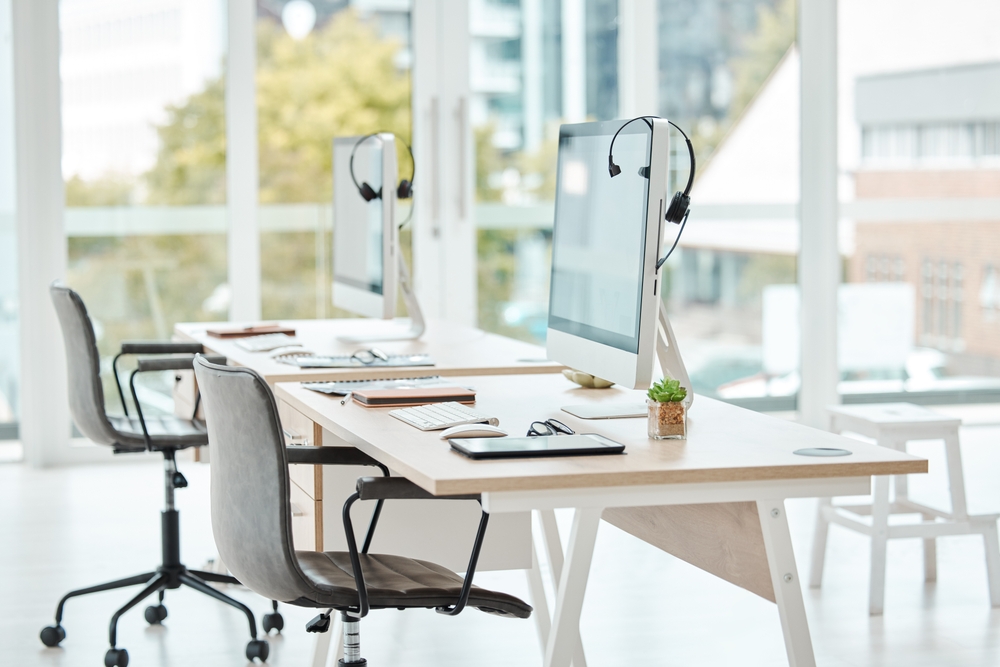 Will AI cut contact center staff?